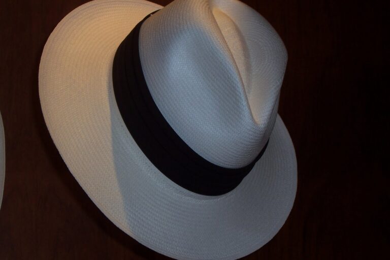 How to Buy the Perfect Panama Hat