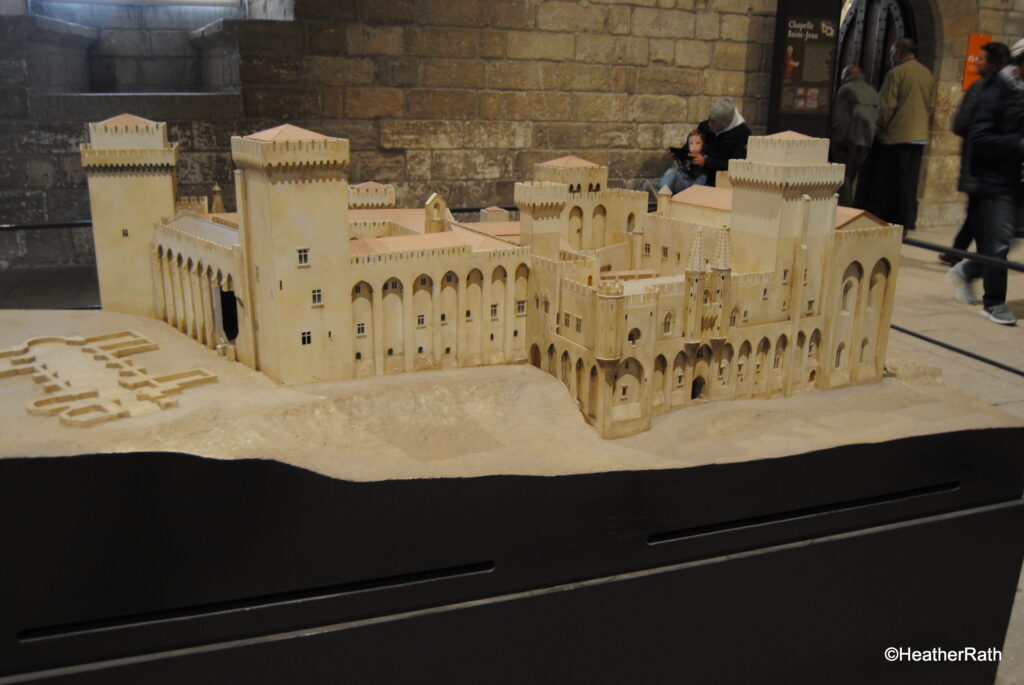 Model of the complete Palace