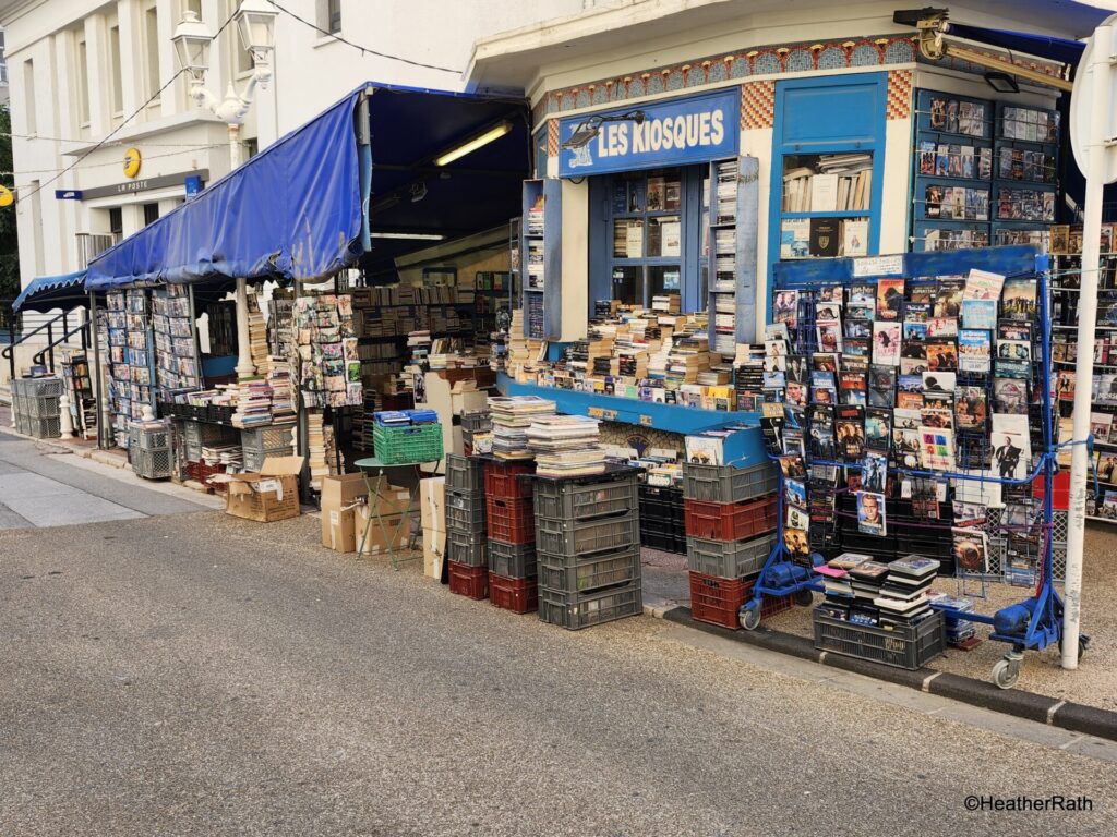 one of several kioskes in Toulon France selling rare and 2nd hand books, DVDs and collectibles