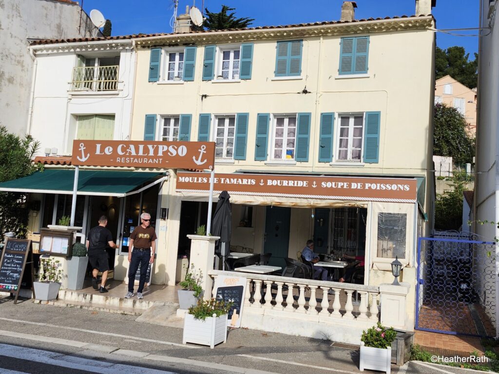 Le Calypso restaurant at the Saint-Mandriere harbour on one of our day trips from Toulon France