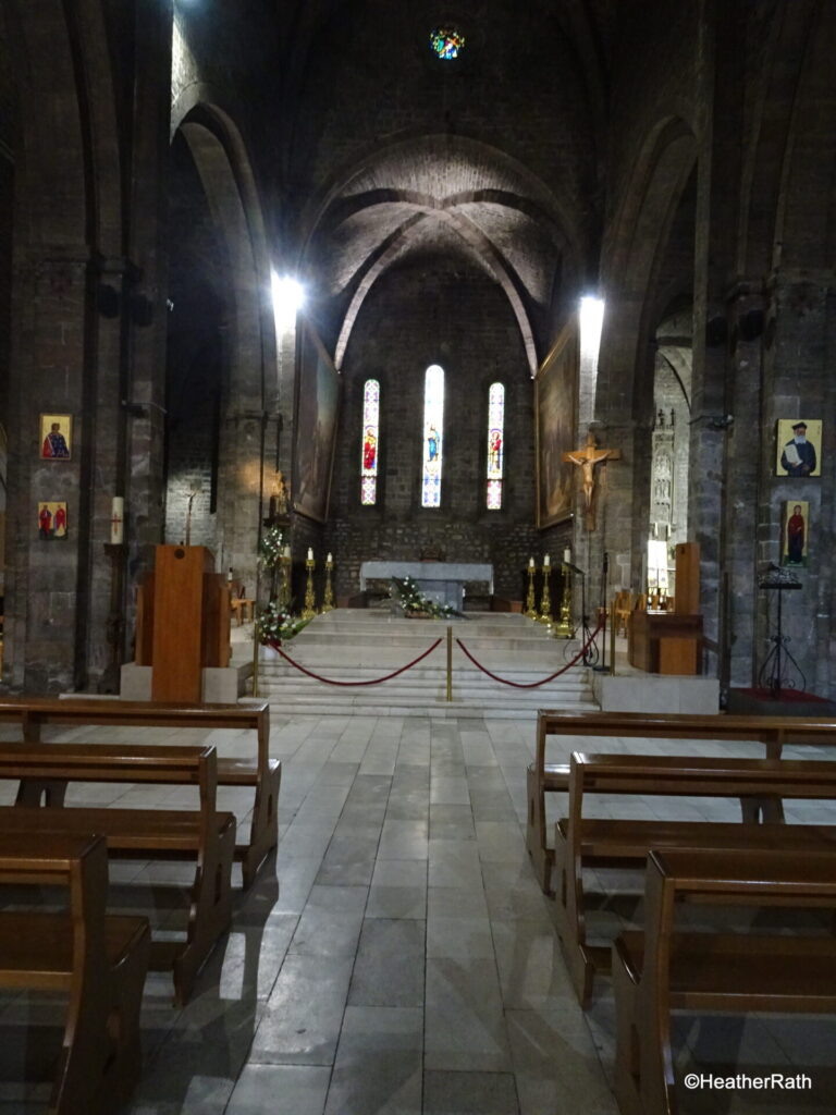 inside view of the chapel of Eglise Saint-Louis