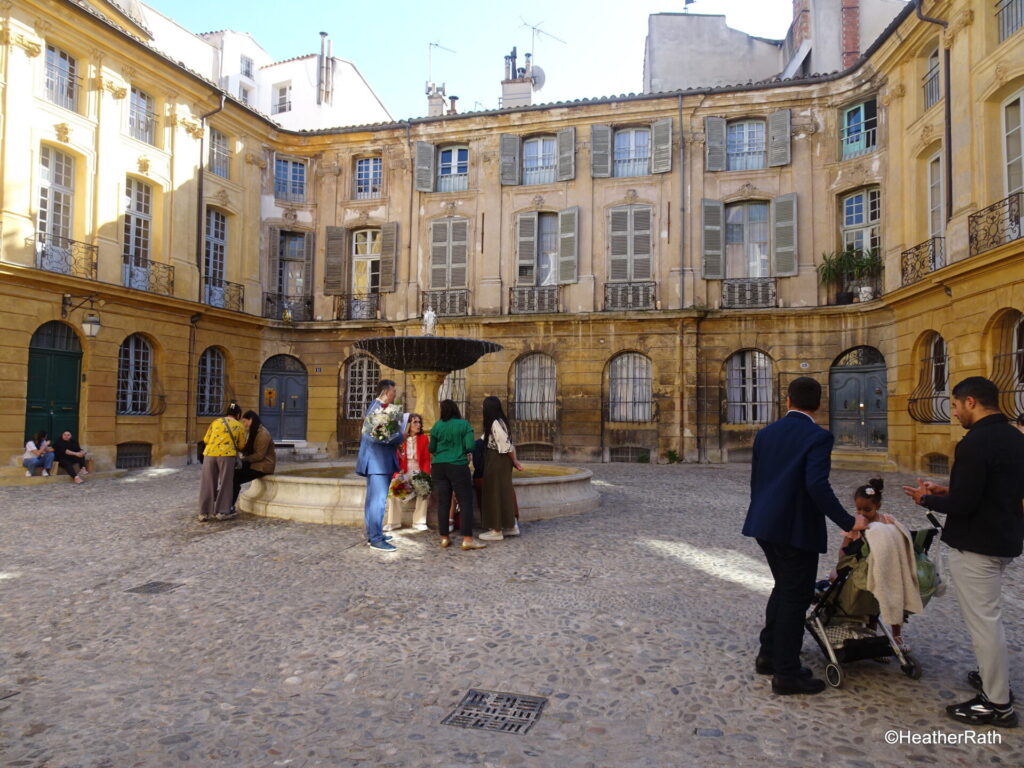 The Place D'Albertas with the stone bowl in the fountain