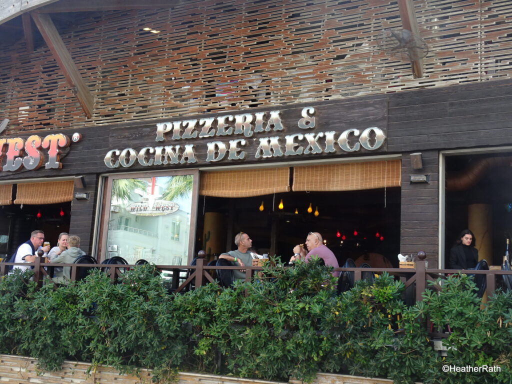Pic of Pizzeria and Cocina de Mexico restaurant