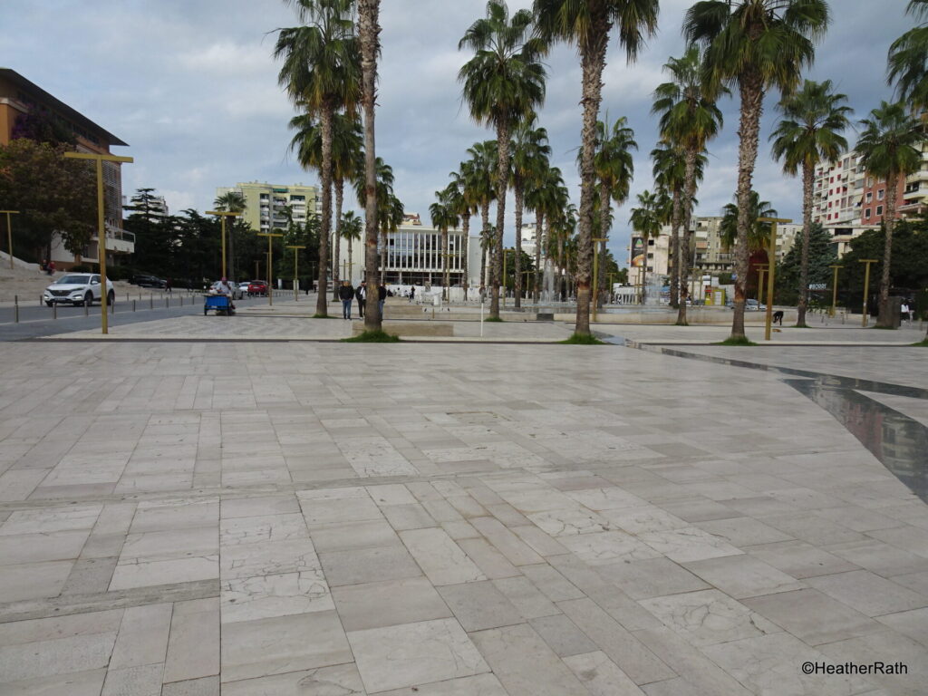 pic of the main square of  Durres